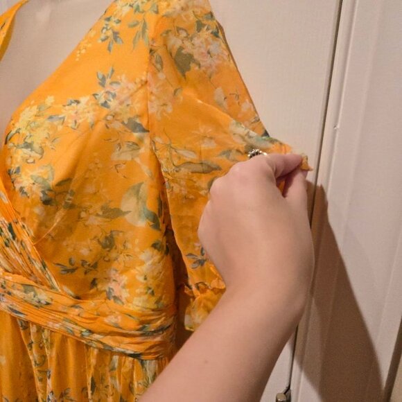 Mac Duggal Flounce Sleeve Floral Maxi Dress in Yellow Multi Size 14 - Picture 13 of 15